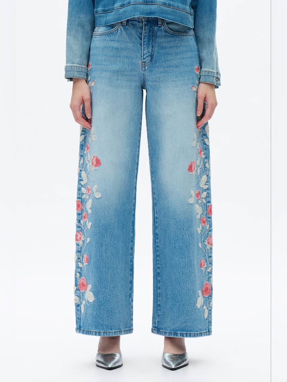 Bayeas Light Blue Barrel Jeans with Pink Rose Embroidery